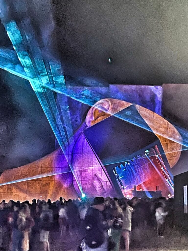 IICON GLASTONBURY