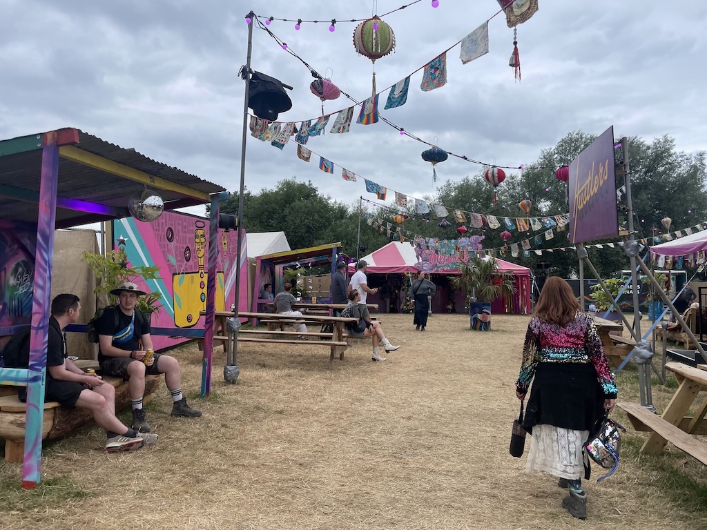 The Beer Garden, Scissors, Glastonbury