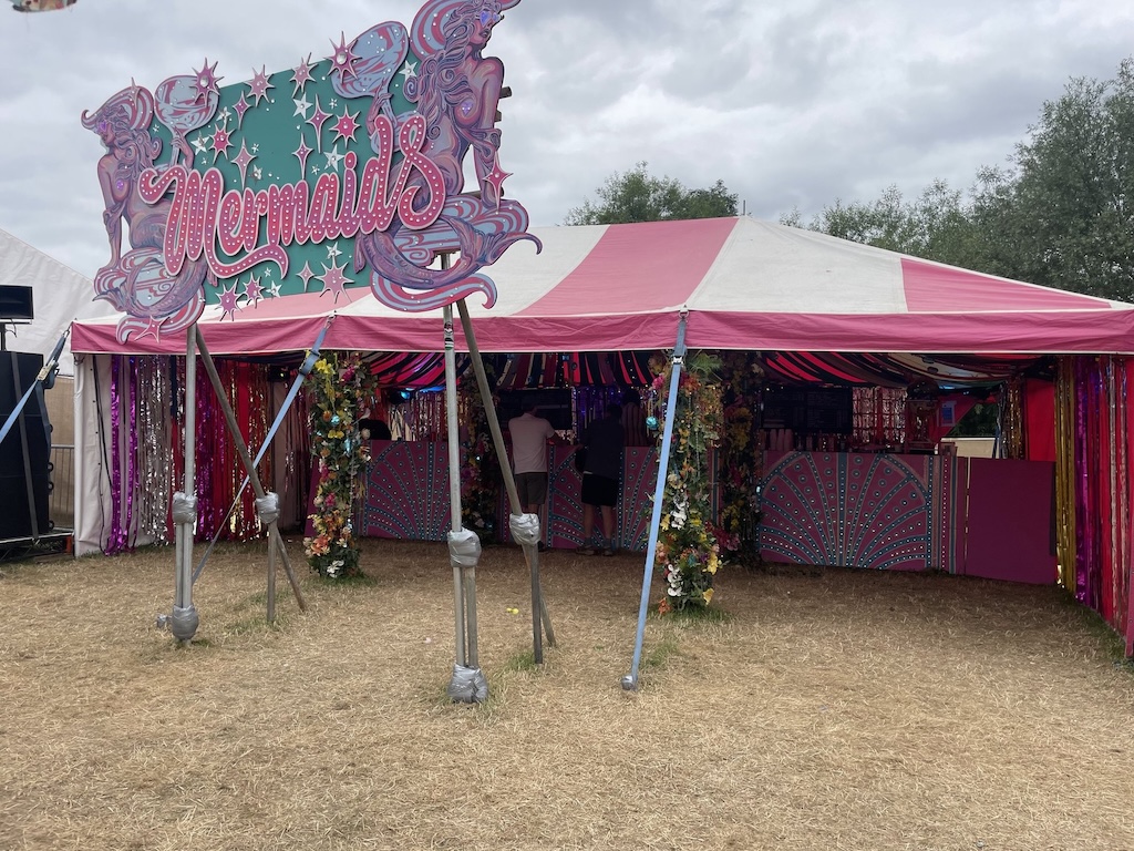 Mermaids Bar, Scissors, Glastonbury